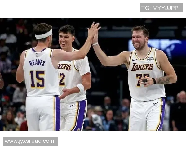 东契奇22511，残阵老鹰20分主场大捷，湖人5连胜终结吞客场首败