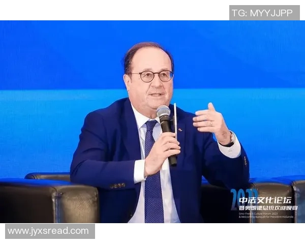 足球运动全球化进程中的发展趋势与文化交流研究