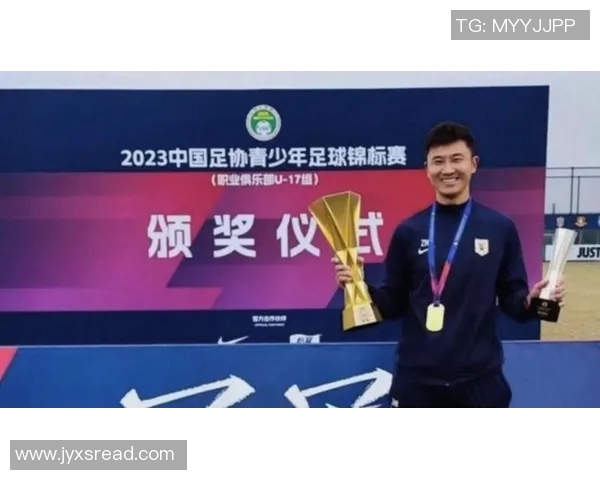 中国足球明星的崛起与发展历程及其对足球事业的影响分析